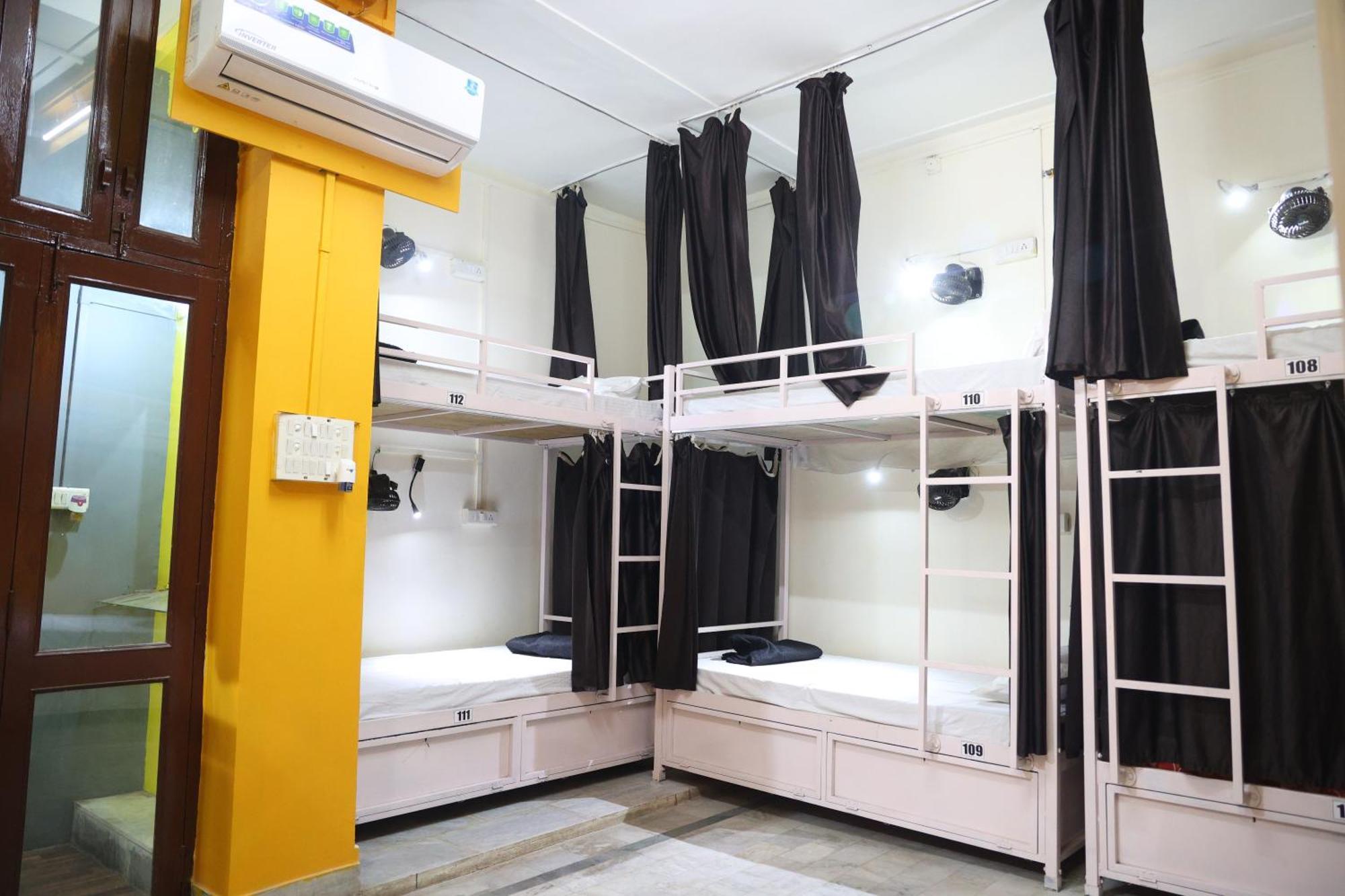 Santkripa Backpackers 400 Mtr From Railway Station Vandrerhjem Jodhpur  Eksteriør bilde