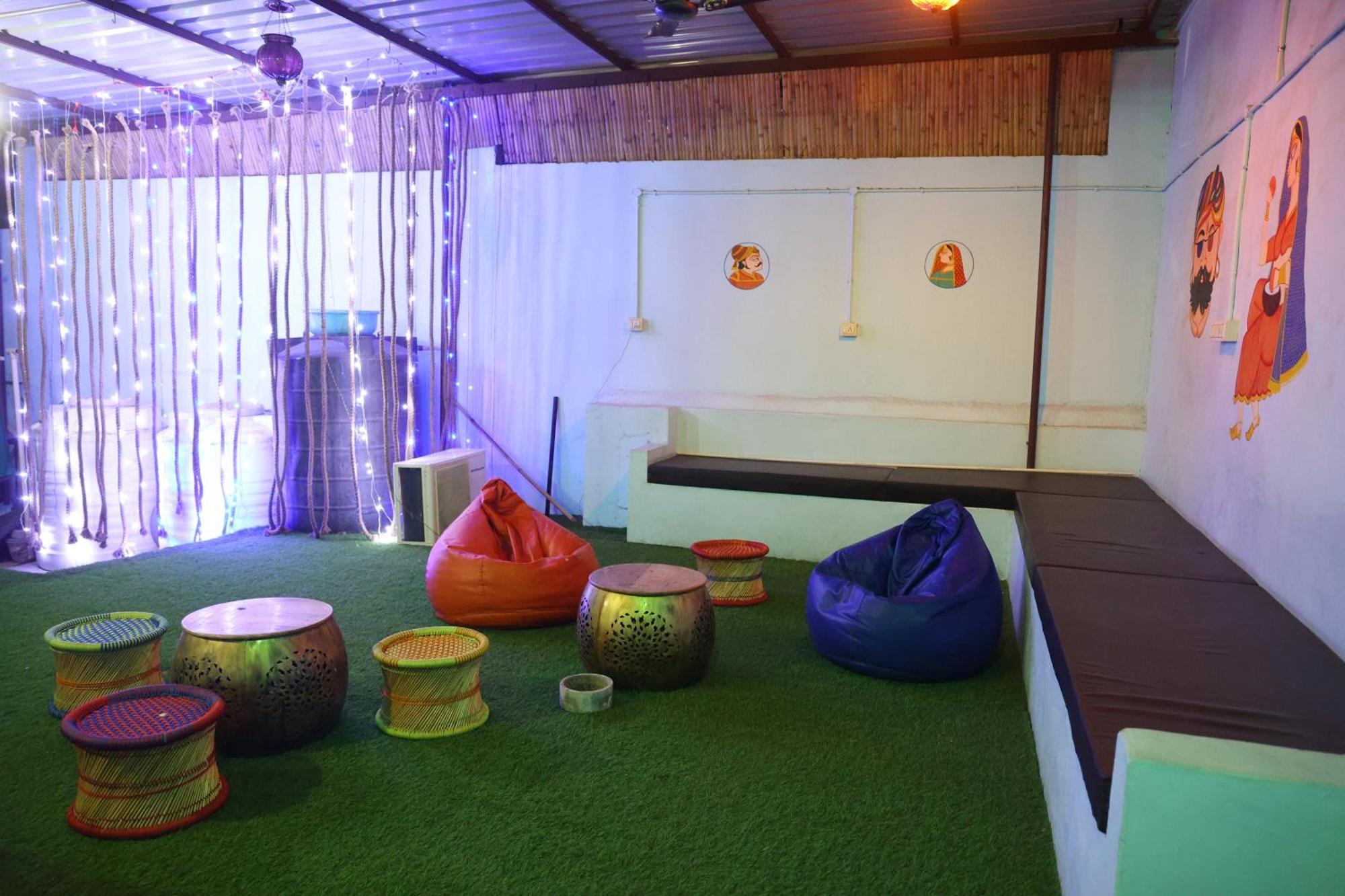 Santkripa Backpackers 400 Mtr From Railway Station Vandrerhjem Jodhpur  Eksteriør bilde